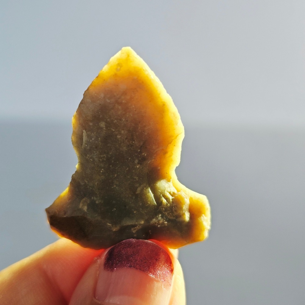 Ancient Authentic Flint Arrowhead Translucent Stone Point Artifact Relic